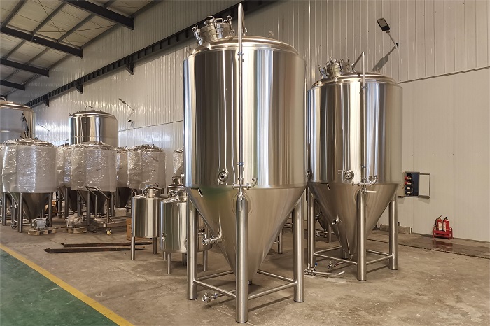 發(fā)酵罐-天泰工廠實拍圖